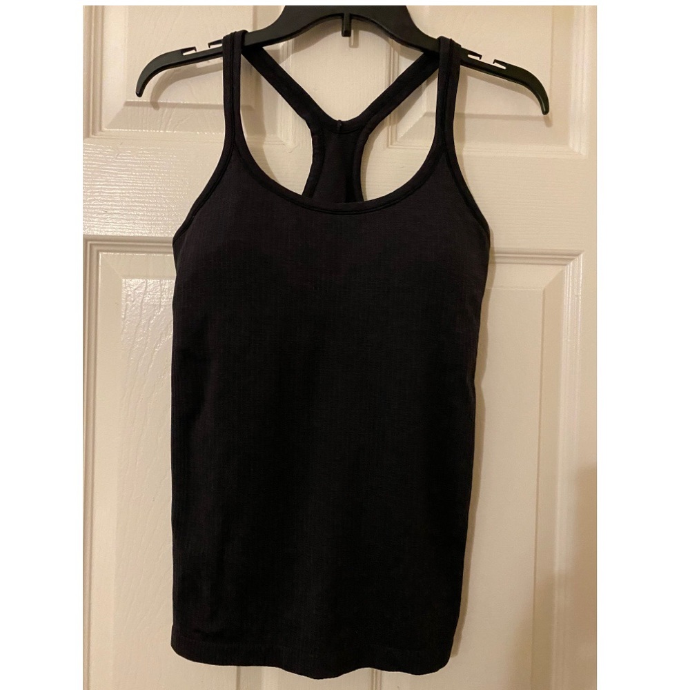 LULULEMON Ebb to Street Tank
